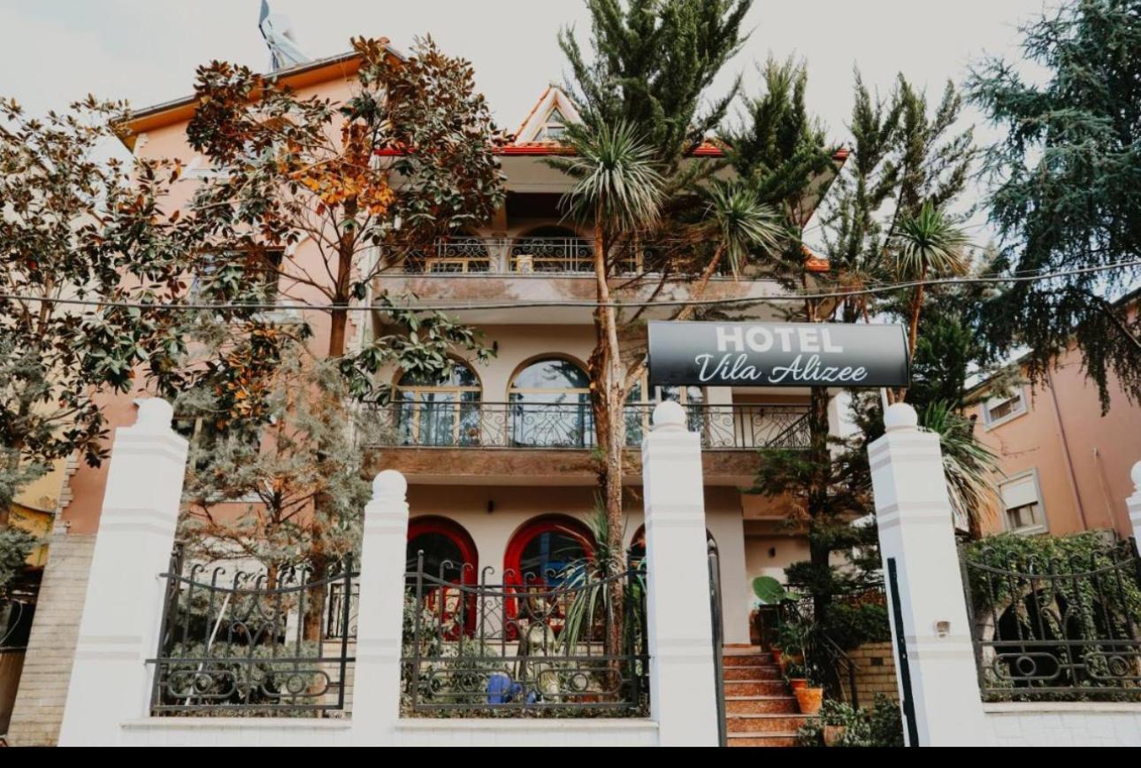 Vila Alizee Hotel Tirana Exteriör bild